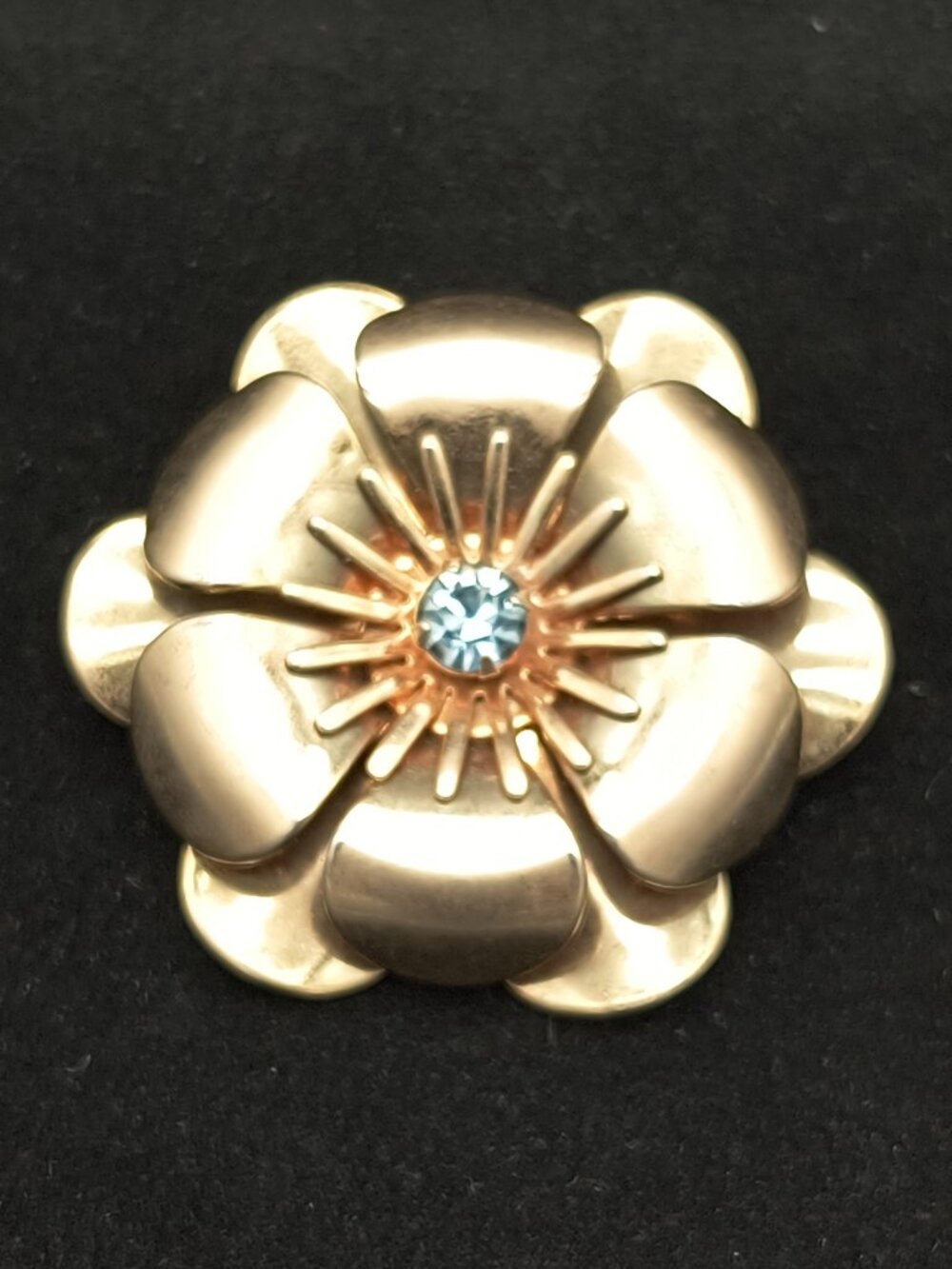 Vintage Flower Power Chunky Gold Tone Layered Petal Brooch